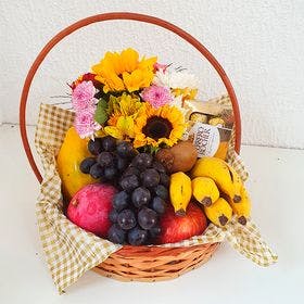 thumb-cesta-com-frutas-e-ferrero-rocher-0