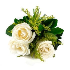 Ramalhete com 03 Rosas Brancas