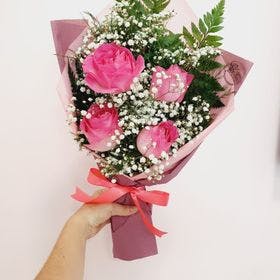 thumb-ramalhete-com-4-rosas-cor-de-rosa-0